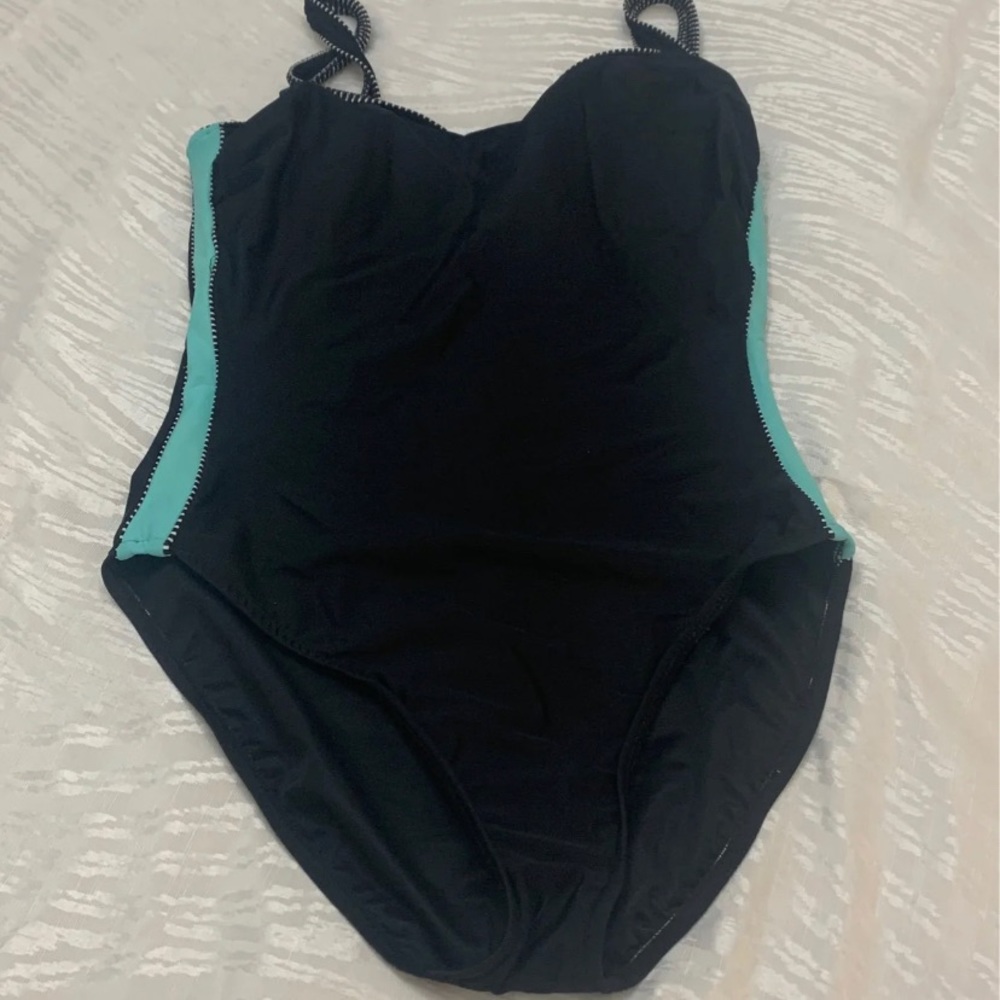 One piece swimsuit